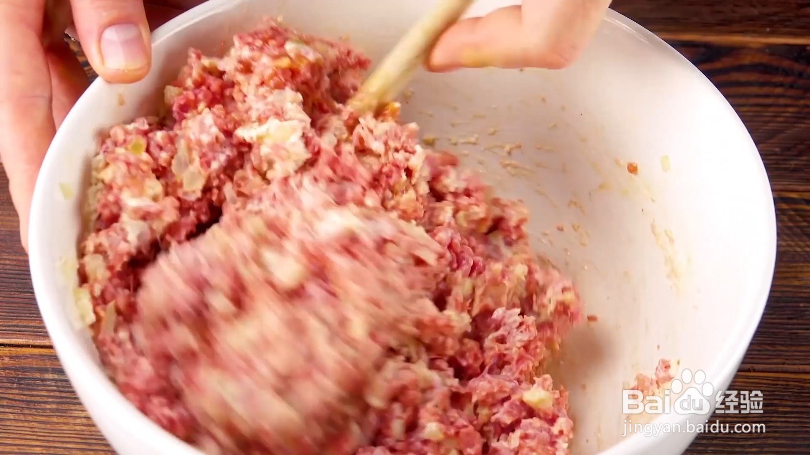 脆皮肉丸球如何制作