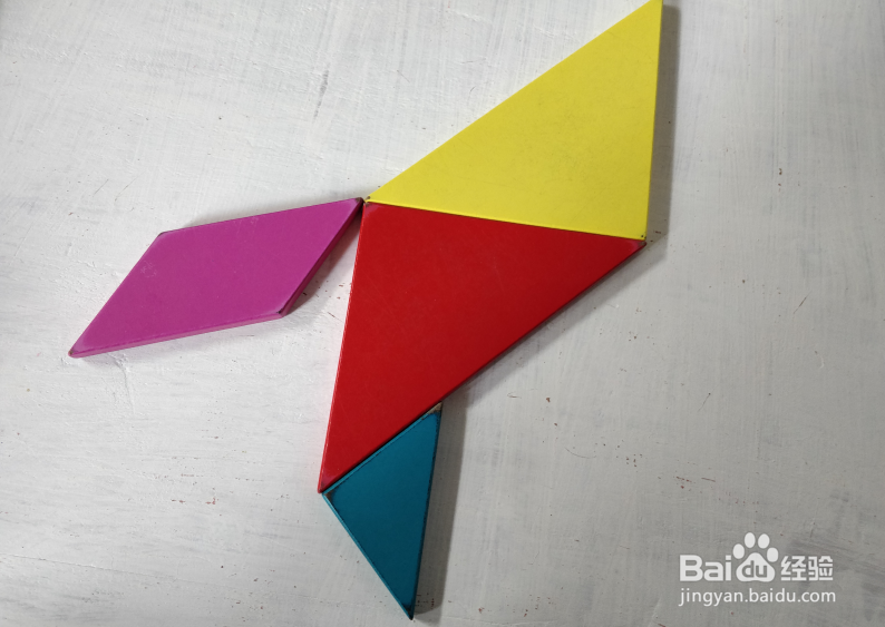 用七巧板怎样拼一只兴奋跳跃的狗?