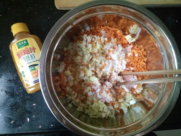 蔬菜肉末鸡蛋煎饺
