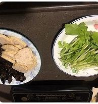 养生——木耳芹菜炒肉饼