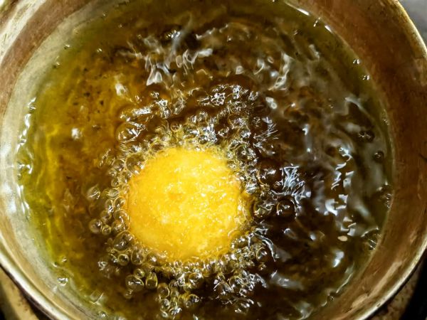 外酥里嫩爆浆汤圆