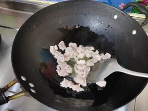 马蹄炒肉片的做法