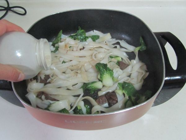 白菜牛肉炒米粉