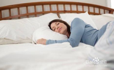 如何叫醒赖床的人