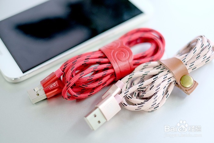 牛人首创一口两用,锐舞的数据线你见过没