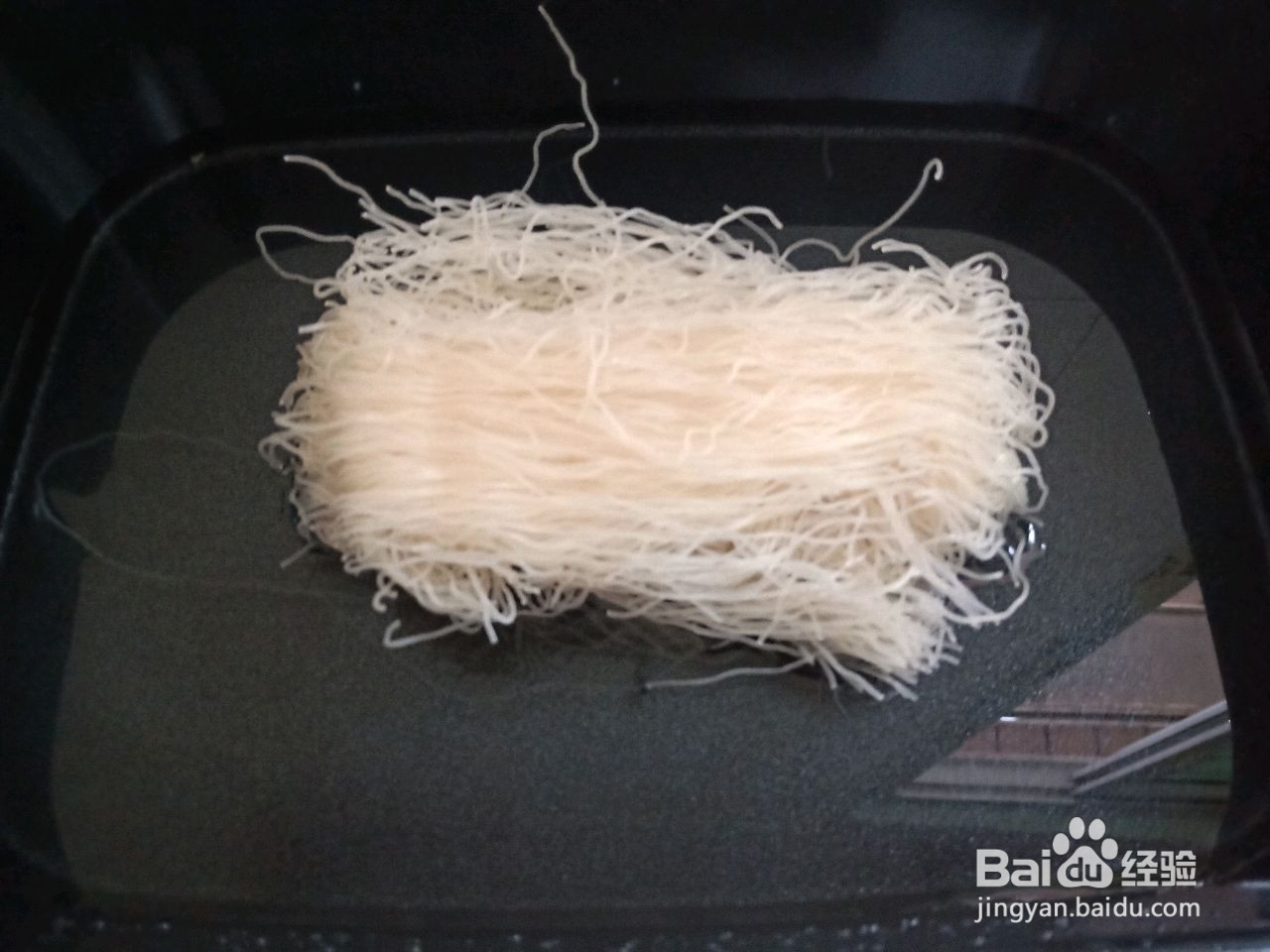 咸蛋黄肉丸汤粉的做法