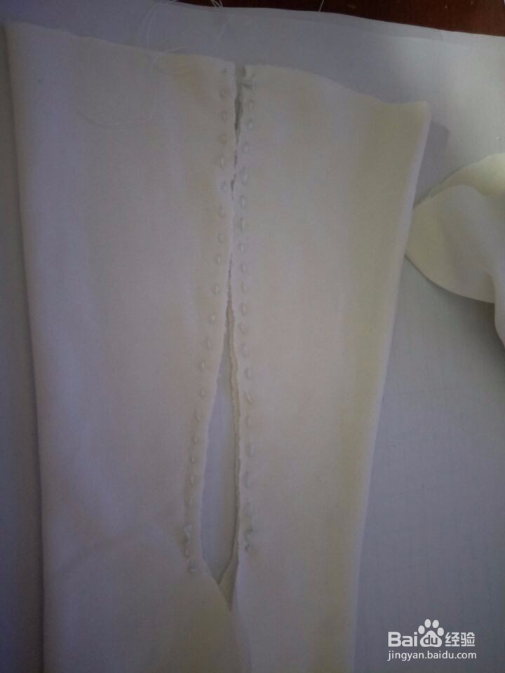 田野搬家时穿的衣服的同款简单做法