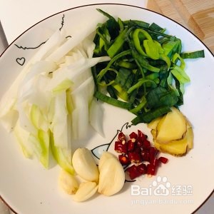食补佳品孜然羊肉的做法