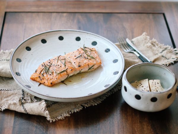 迷迭香烤三文鱼