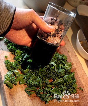 如何让羽衣甘蓝变好好吃 沙拉 配菜都可以~