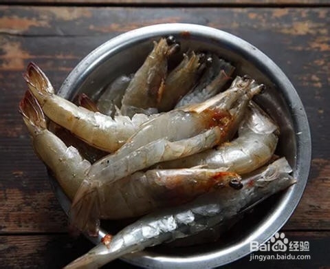 蒜茸鲜虾蒸米粉