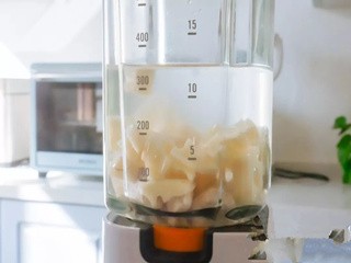 莲藕猪肉汤面怎么做