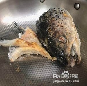 美食汤羹--三文鱼头汤