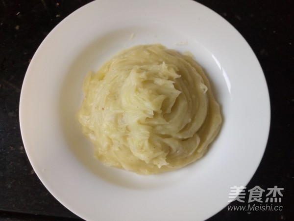 酱香肉末土豆泥