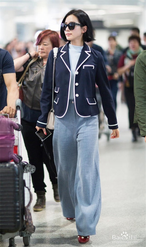 阔腿裤已经out了?NO,周冬雨唐嫣带你这样穿!