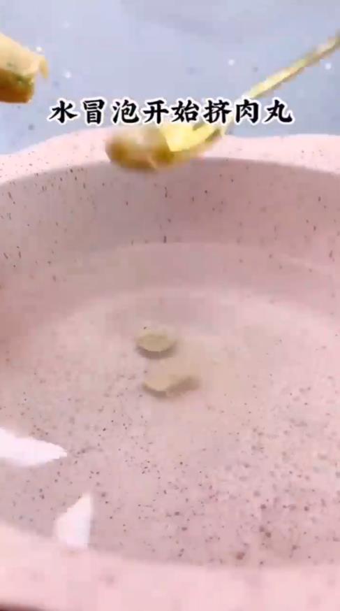 如何做宝宝第一口补铁小肉丸