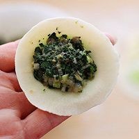 怎样制作南极磷虾翡翠荠菜馄饨