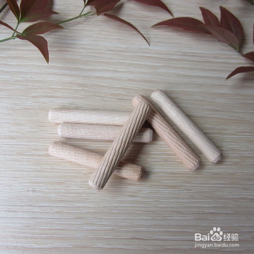 木榫与桌面板如何连接