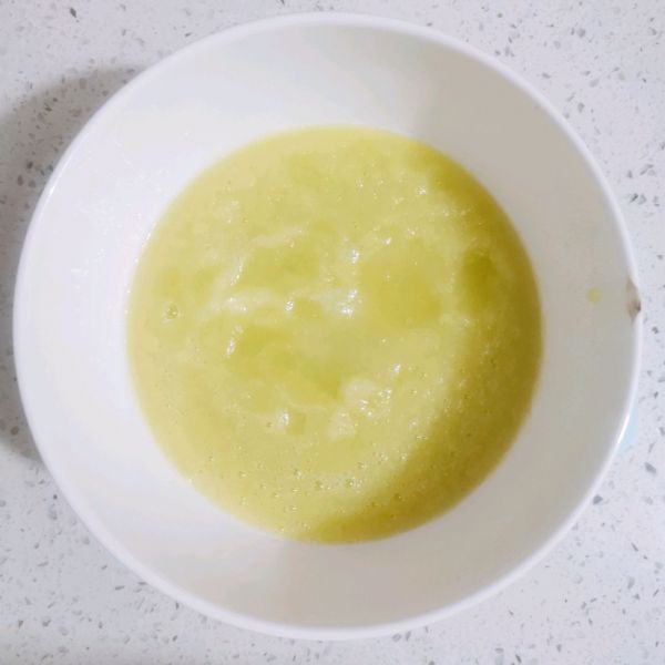 椰香芒果千层糕