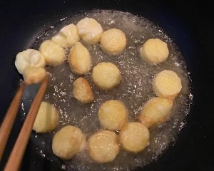 脆皮嫩心，酸酸甜甜的茄汁日本豆腐
