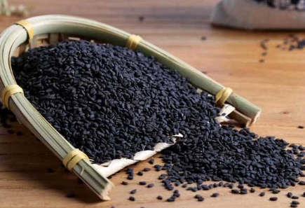 吃黑芝麻头发能变黑吗