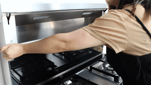 集成灶好还是传统灶好 厨房集成灶选择宝典