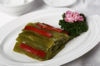 哪些食物治疗贫血？