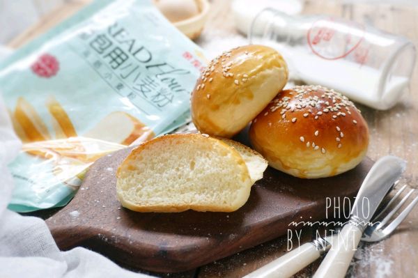 Q弹松软的——牛奶小面包