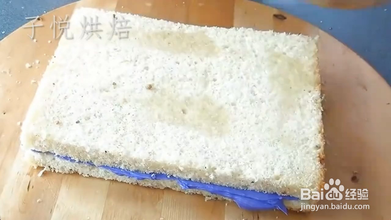 如何自制小黄人蛋糕