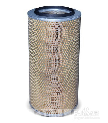 起重机底盘越冬保养应如何进行？