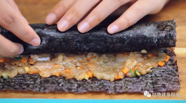 健康便当玉米饼与海苔肉卷