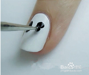 风骷髅头美甲教程