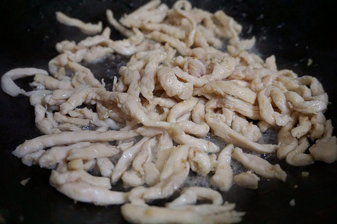 鸡丝滑子菇的做法