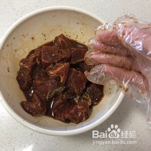 黄油黑椒蒜子牛肉粒的做法