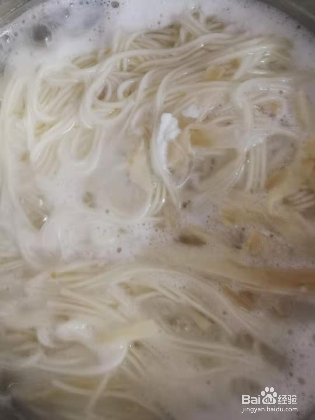 午餐竹笋鸡蛋面