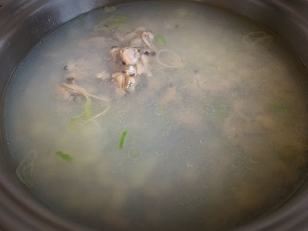 土豆蛤蜊疙瘩汤