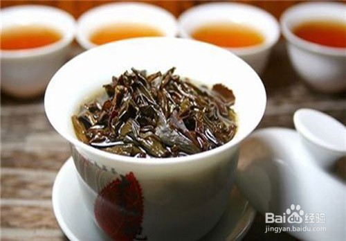 如何巧用隔夜茶