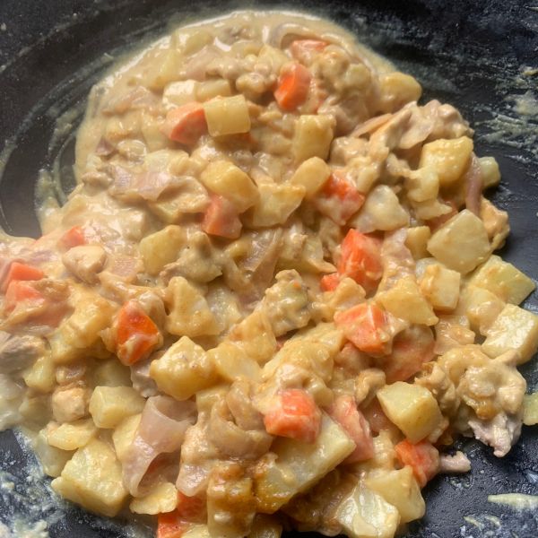 咖喱土豆盖浇饭