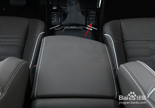 奔驰c200l自动泊车系统怎么使用