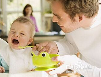 给孩子喂养辅食后孩子出现过敏怎么办？