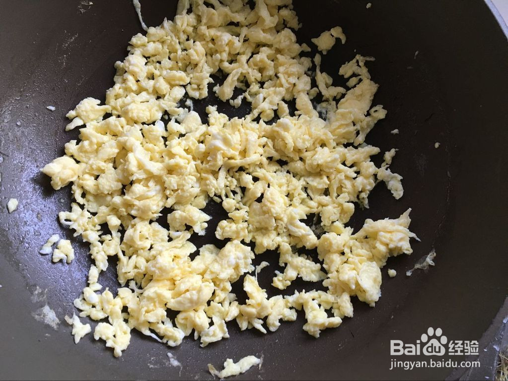 虾仁滑蛋的做法