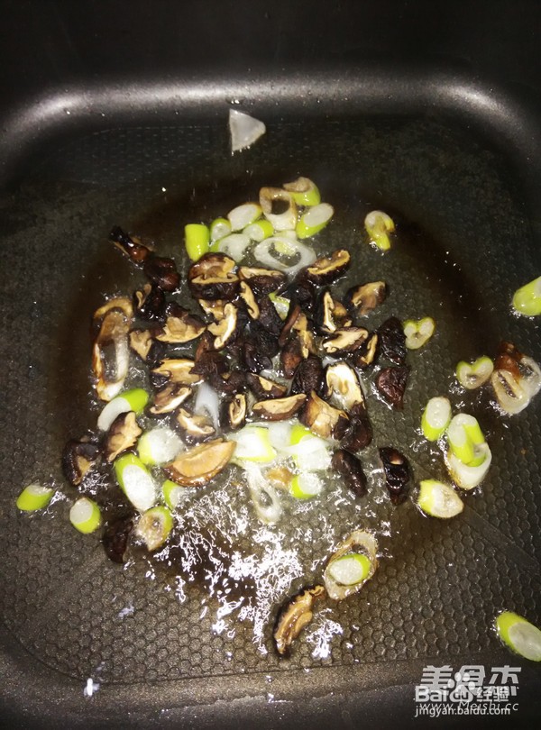 香菇鸡肉饭烤箱版