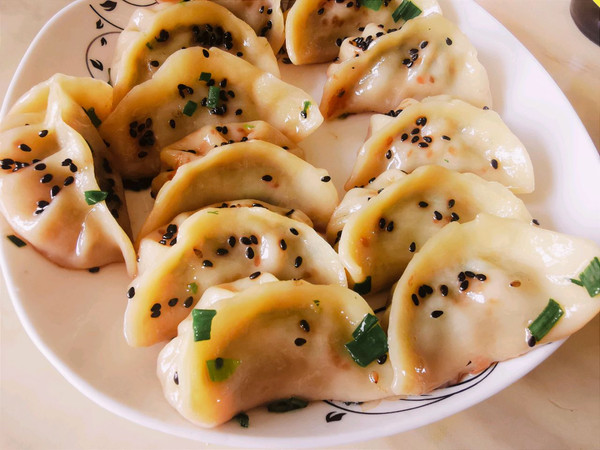 香煎茴香猪肉饺子