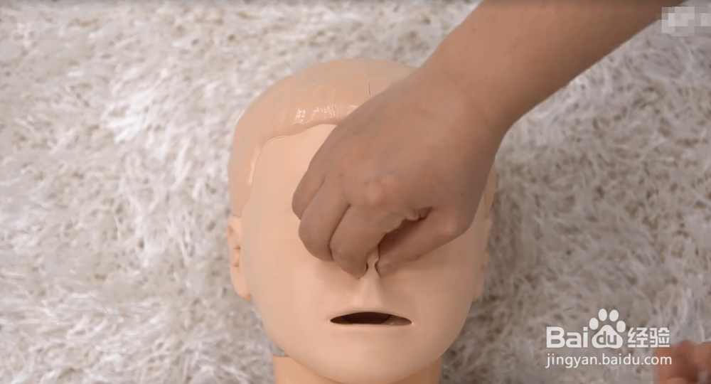 宝宝心肺复苏急救步骤及注意事项