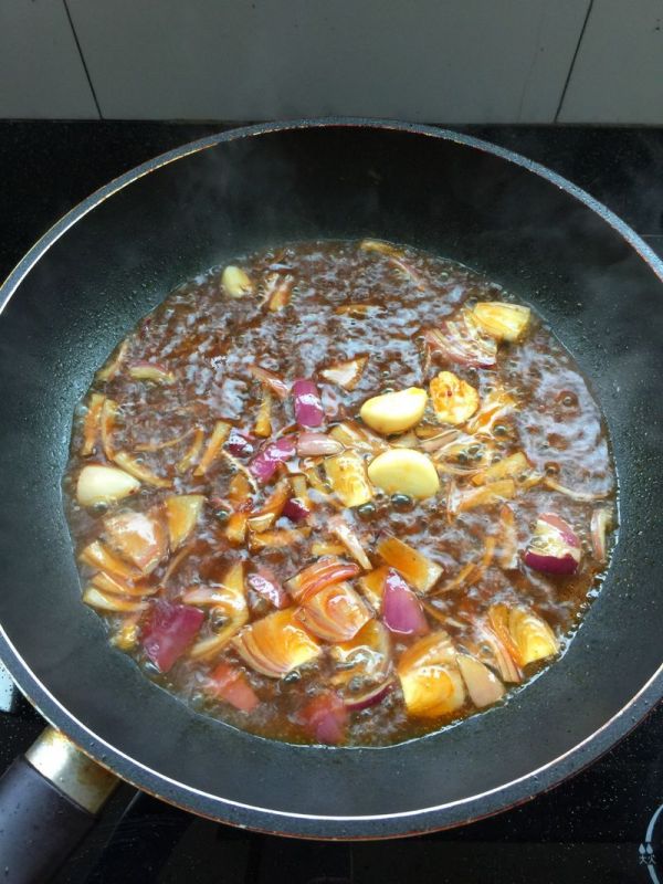 黑椒洋葱肥牛卷