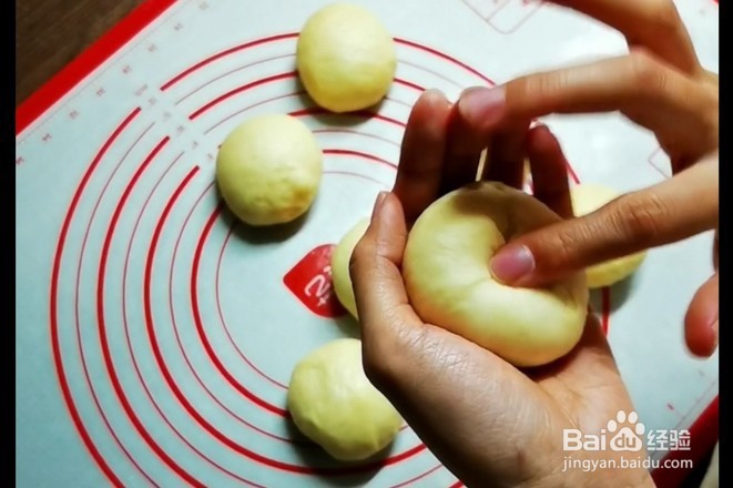 美味牛奶卷的做法