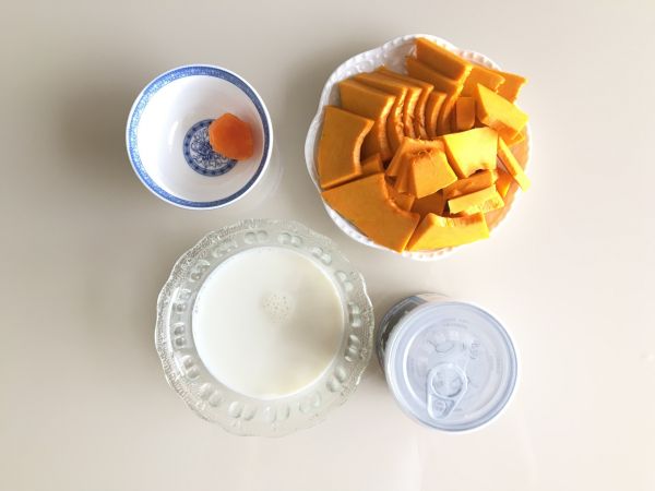 咸蛋黄奶香南瓜浓汤