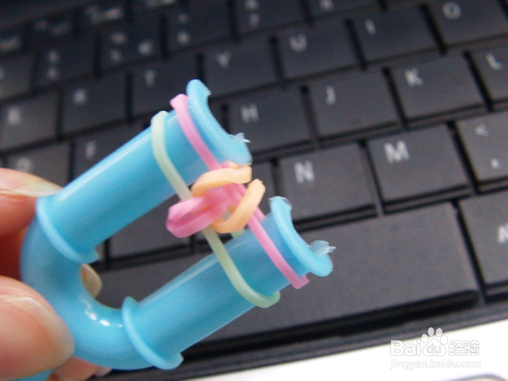 用橡皮筋编的手链哦（双花式）快来学吧