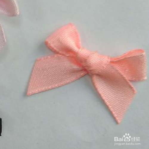 两根带子如何打蝴蝶结