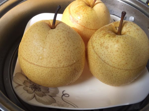 冰糖银耳窝雪梨